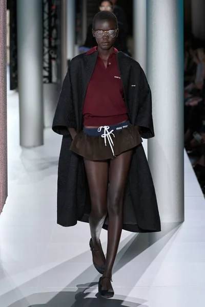 Look 52
